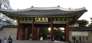 徳寿宮の入り口大漢門